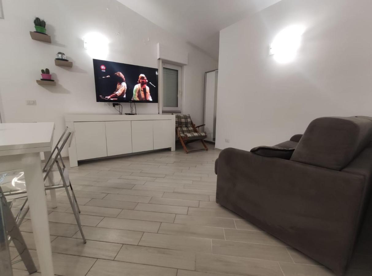 Casa Vacanze Fiumicino Bagian luar foto